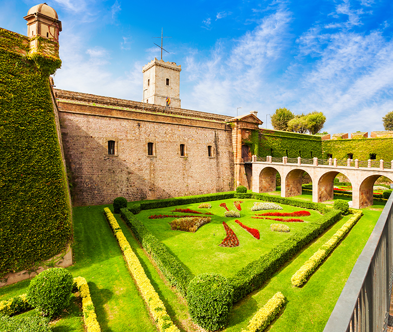 Montjuic Castle - Barcelona Tour Packages