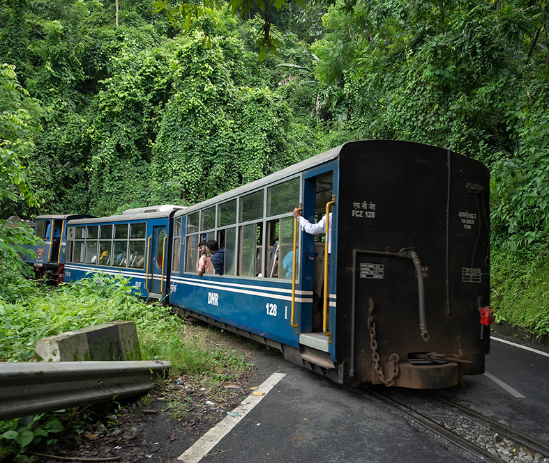 Most Scenic Train Journeys - the Darjeeling Himalaya Railway